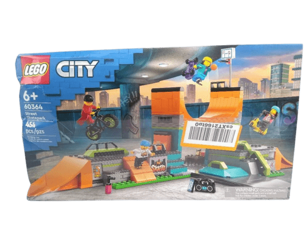 LEGO My City Street Skate Park  60364 DAMAGED PACKAGING