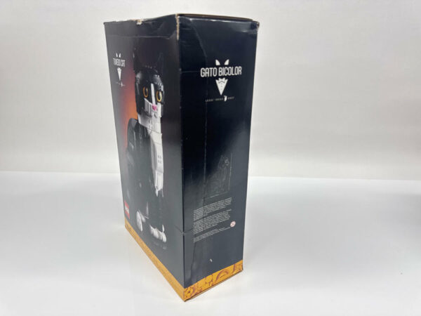 LEGO Ideas Tuxedo Cat 21349 DAMAGED BOX - Image 4