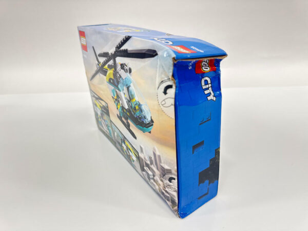 LEGO City Emergency Rescue Helicopter 60405 DAMAGED BOX - Image 3