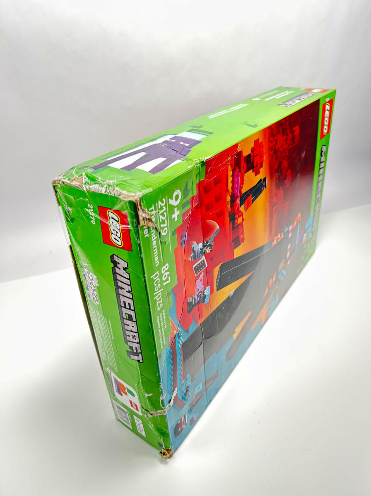 LEGO Minecraft The Enderman Tower,- 21279 See Photos - Image 2